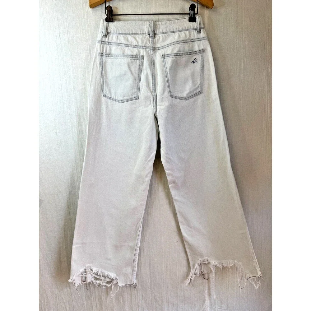 DL1961 Light Blue Wide Leg Cropped Jeans Distressed Frayed Hem High Rise Size 26